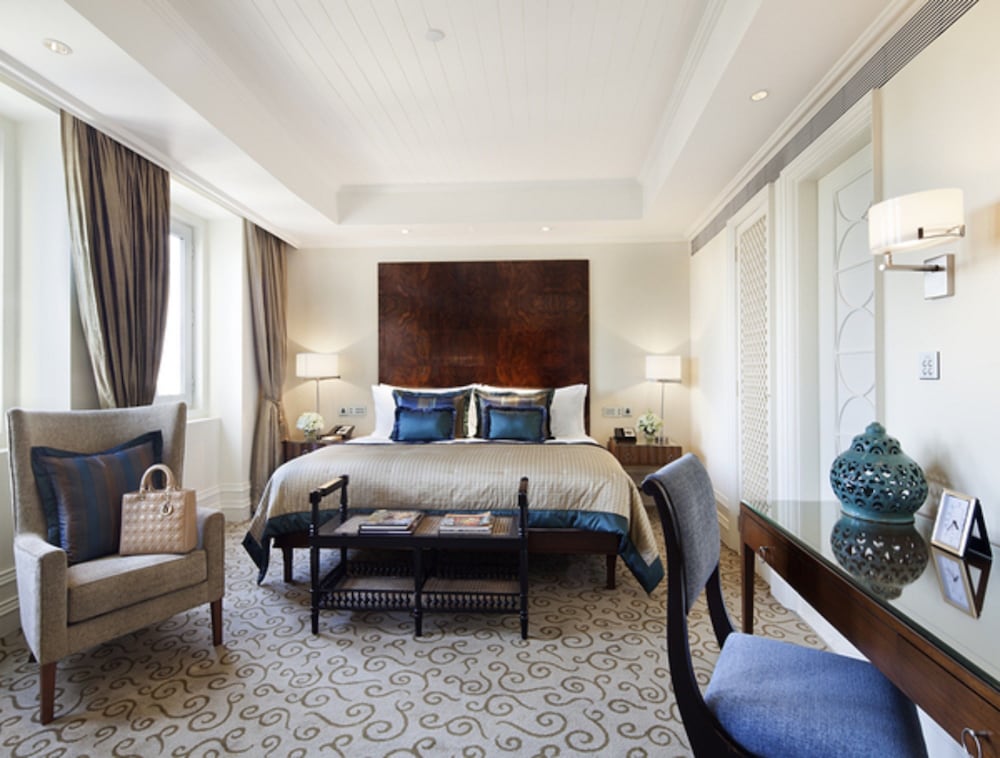 Luxury Suite, 1 Bedroom, City View (King Bed)