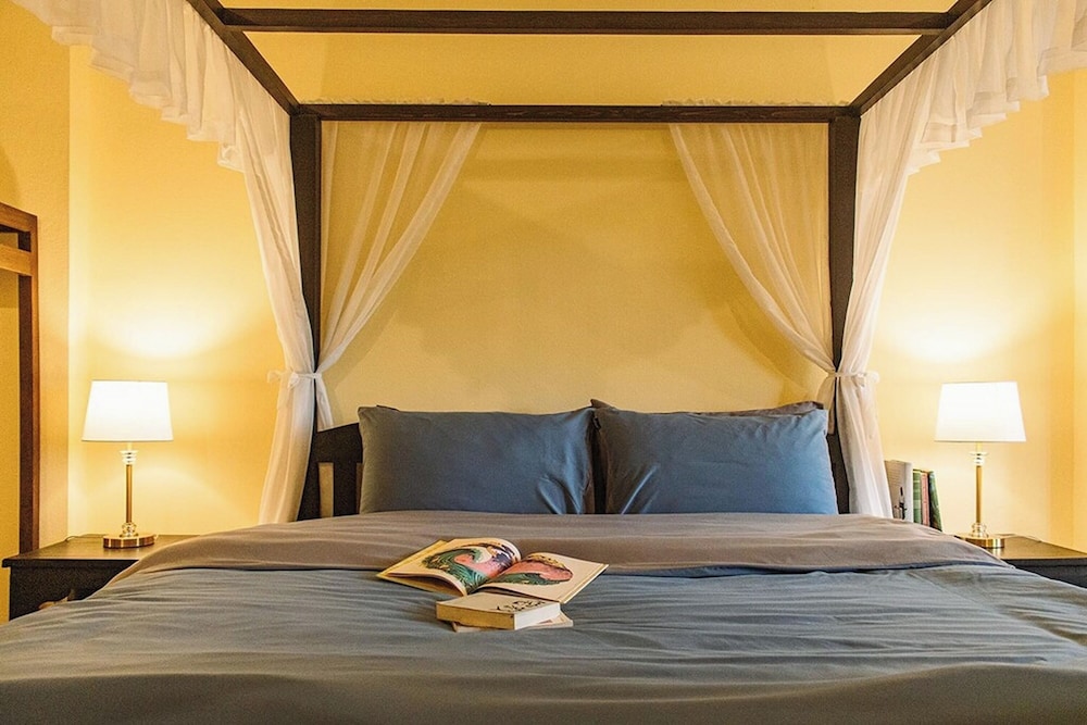 Classic Double Room - Photo 9