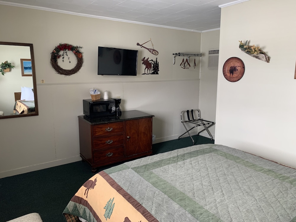 Standard Room, 1 Queen Bed (Motel Room 19) photo 1