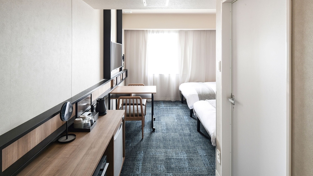 Standard Twin Room, Non Smoking - Photo 13