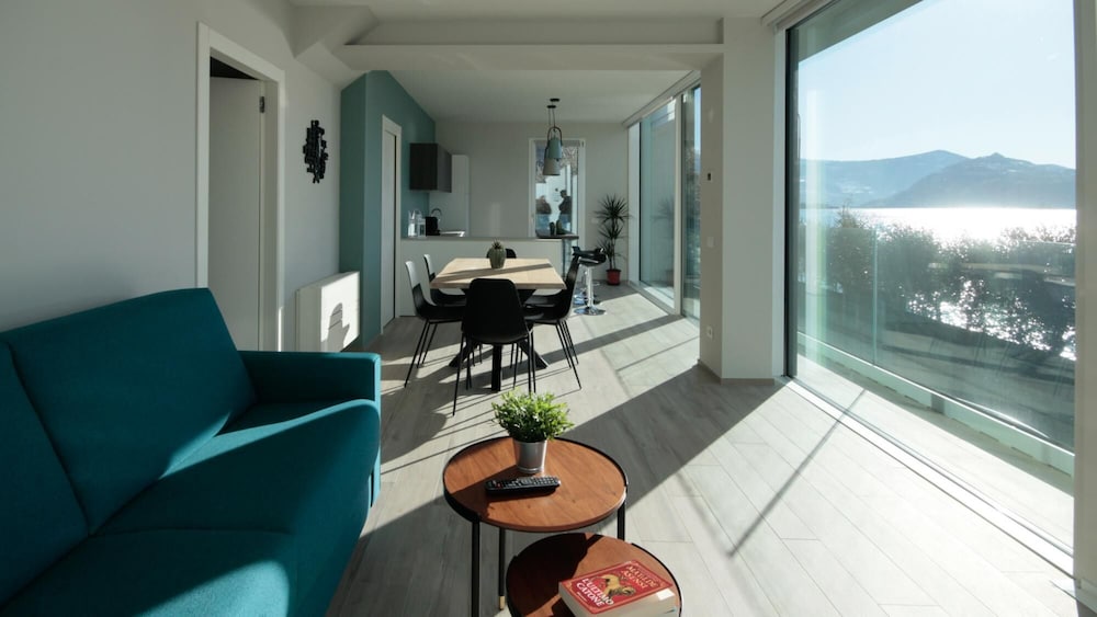 Apartment photo 1