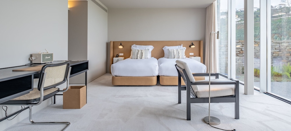 Premium Double Room, Terrace, River View - Photo 6