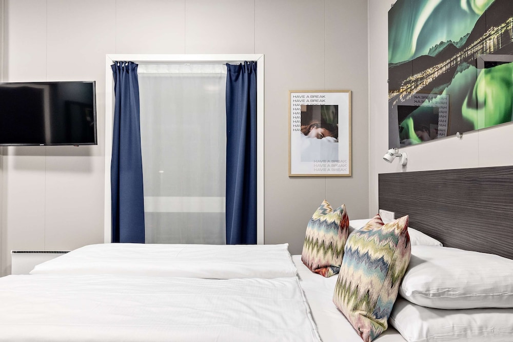 Family Room, 1 Double Bed, Non Smoking (with Sofabed) photo 3