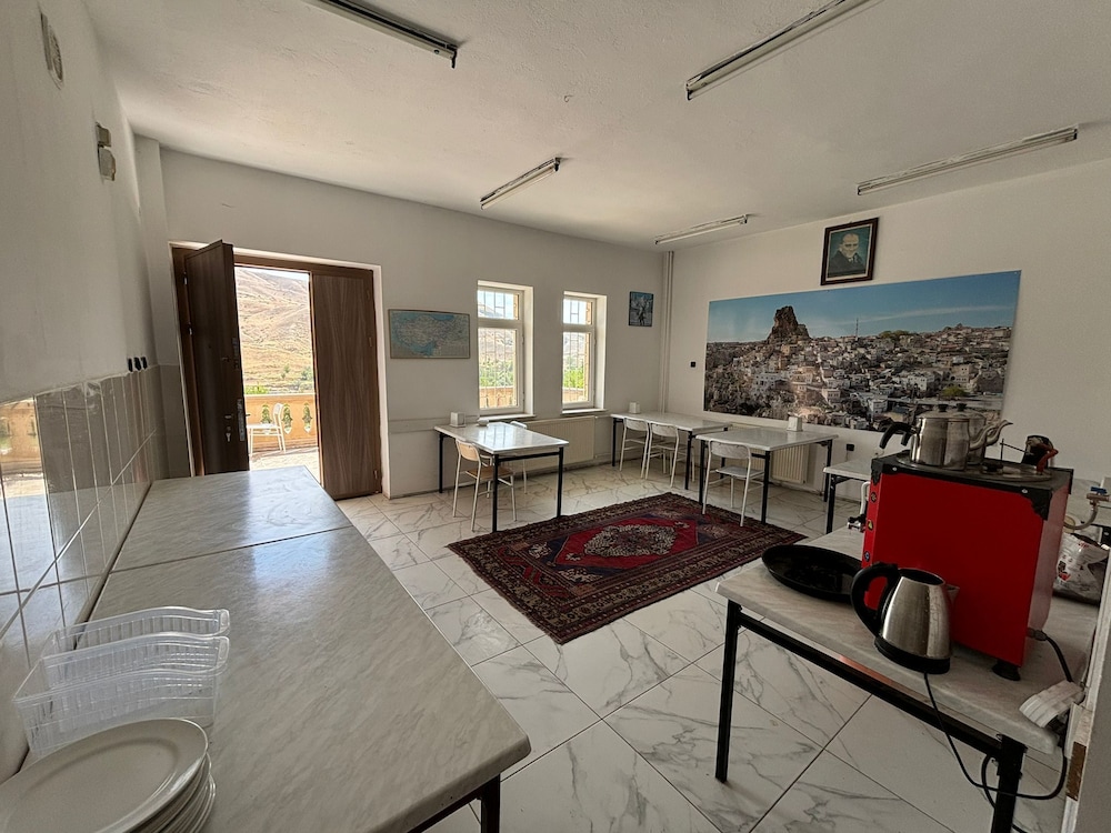 Family Room photo 2