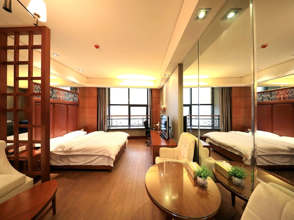 Standard Double Room, City View photo 1