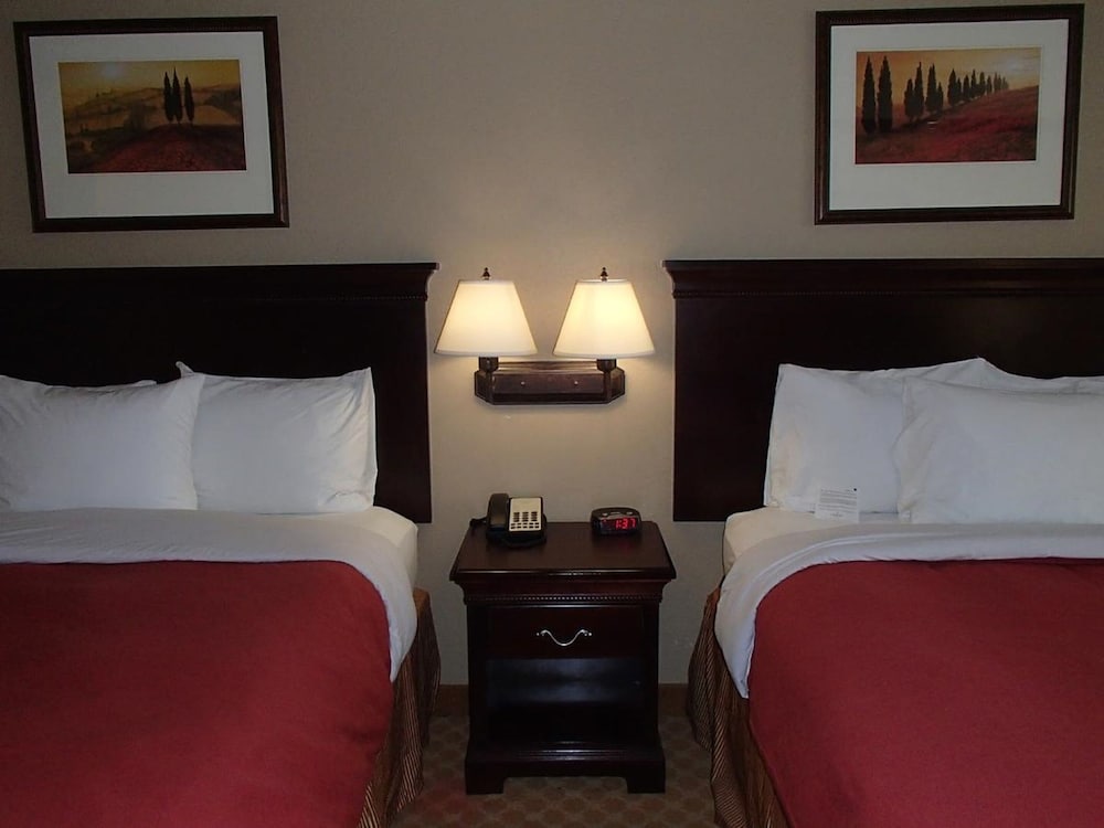 Room, 2 Queen Beds, Non Smoking - Photo 2