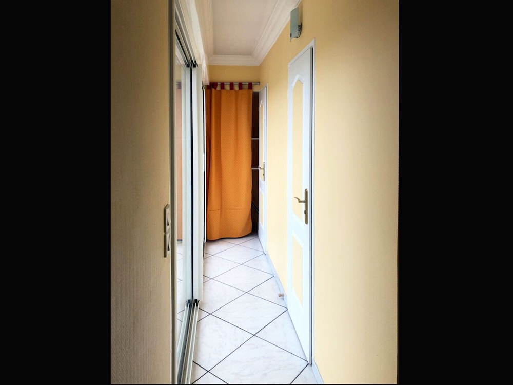 Superior Studio, Ensuite photo 2