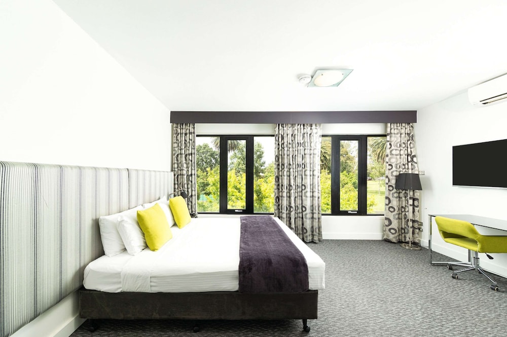 Premier King Room