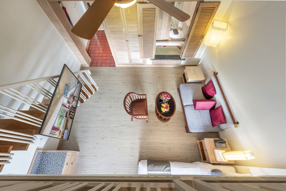 Family Duplex - Photo 8