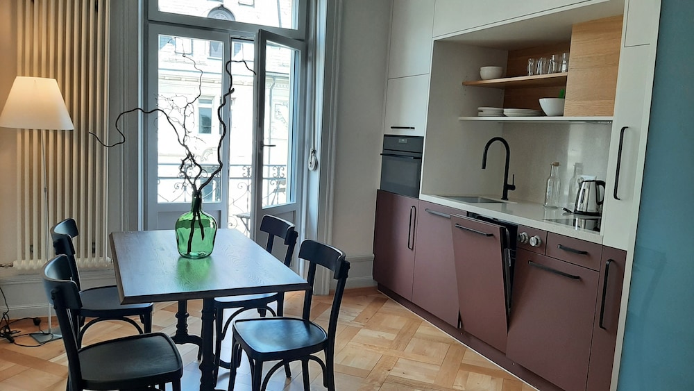 Deluxe Studio, Kitchen