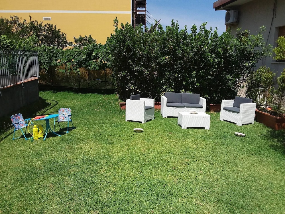 Villa Individuelle à 20m de la Mer pour Séjour et/ou Soins Thermaux Près de Taormina, Photo 26