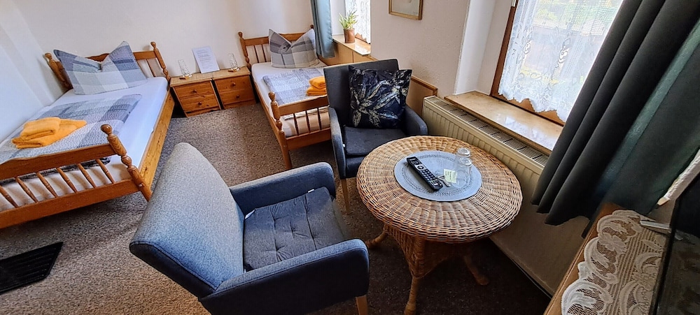 Comfort Twin Room, Ensuite, Courtyard View photo 1