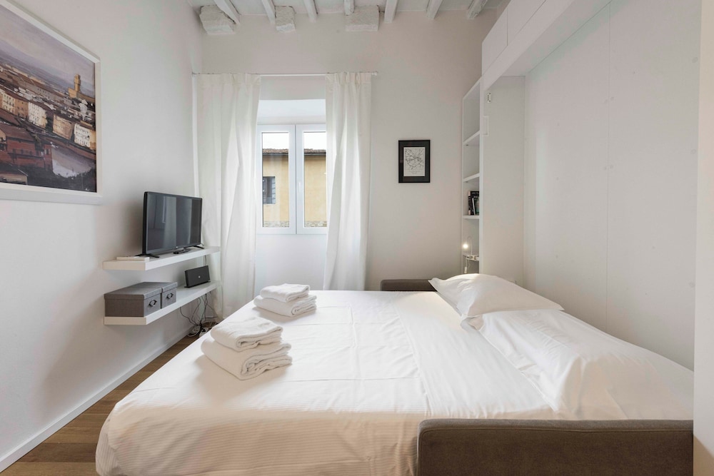 Comfort Studio, City View