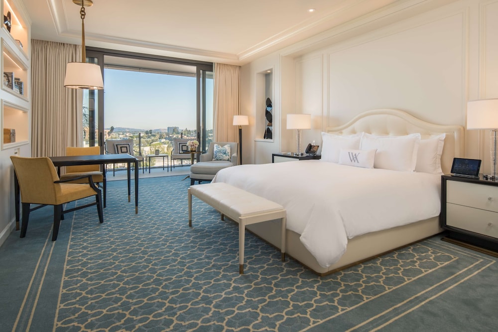 Deluxe Room, 1 King Bed, Non Smoking
