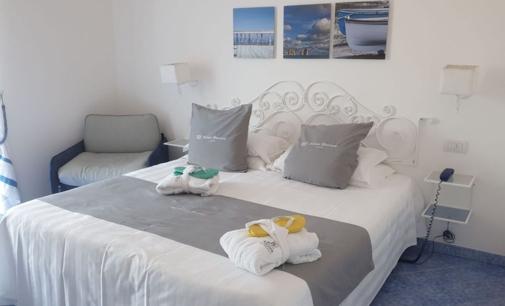 Superior Room, Balcony, Sea View photo 2