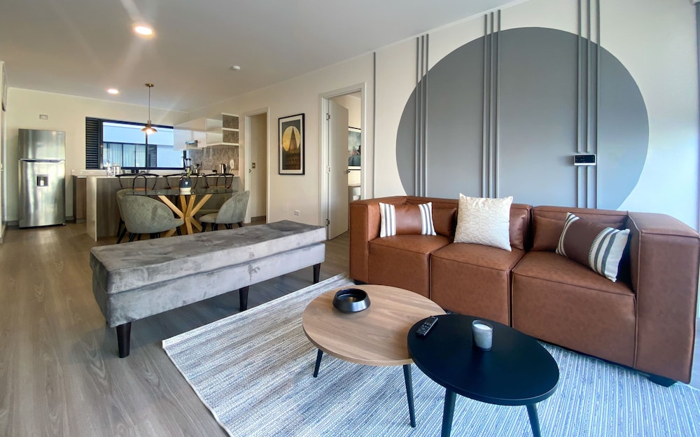 Apartment, 2 Bedrooms (703)
