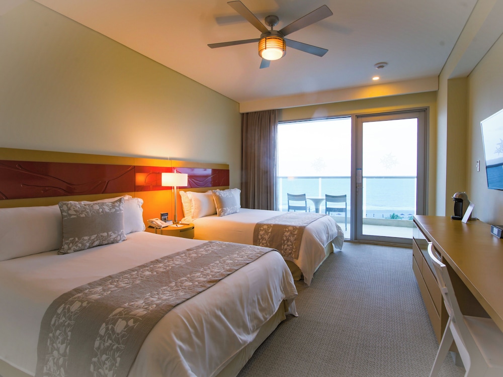 Superior Room, 2 Double Beds, Sea View - Photo 3