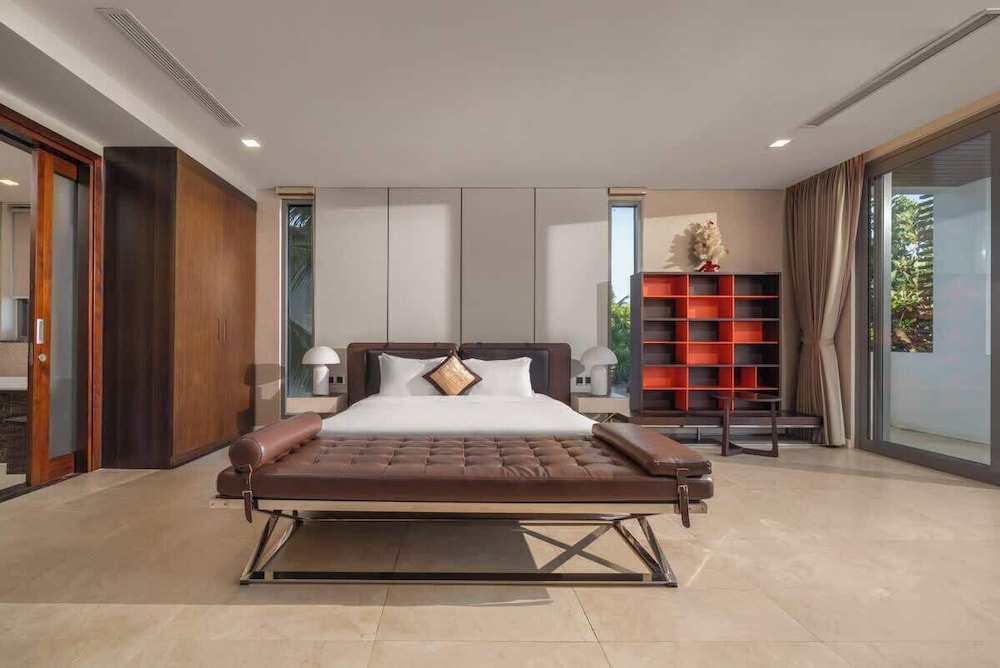 Villa, Multiple Beds, Pool Access, Pool View (Ov K3)