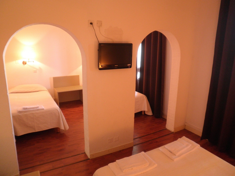 Quadruple Room photo 2