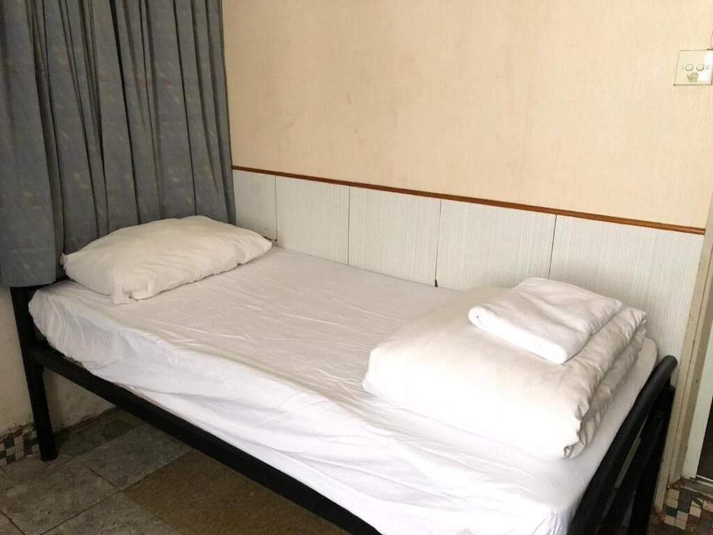 Signature Quadruple Room, Multiple Beds, Non Smoking photo 3