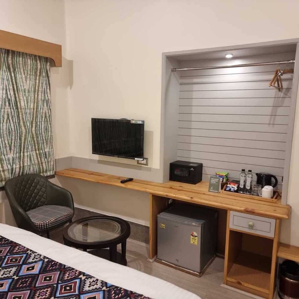 Premium Room - Photo 5