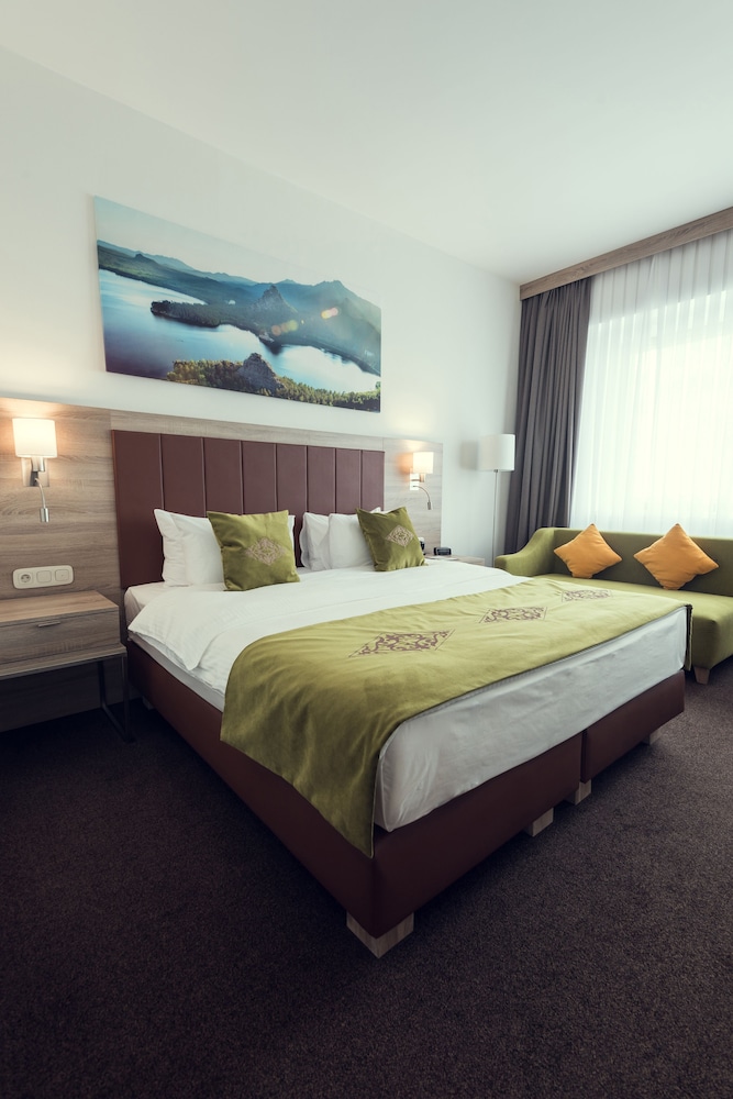 Room, 1 King Bed, Accessible, Non Smoking photo 2