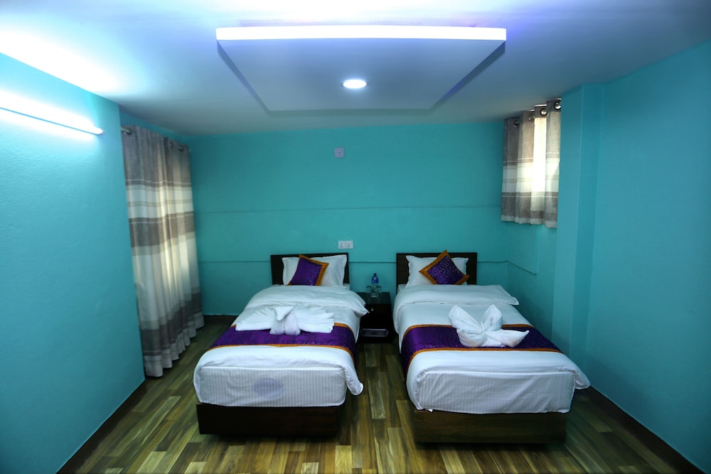 Standard Double or Twin Room photo 1