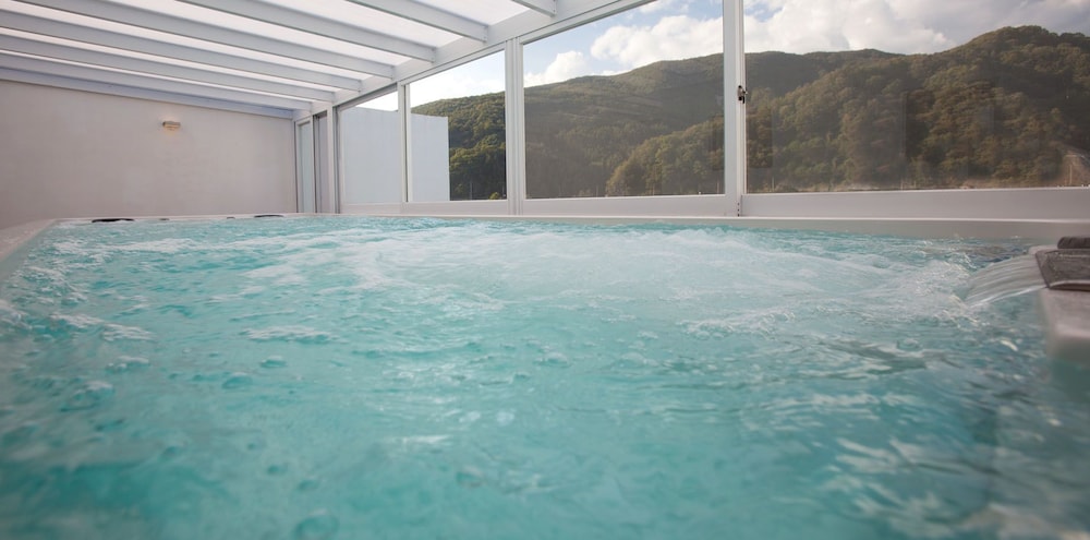 Room (V 302) photo 3