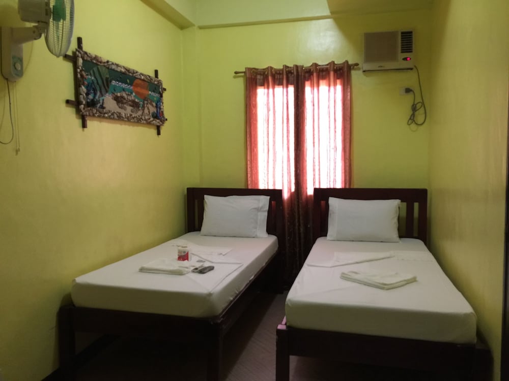 Standard Room, 2 Twin Beds (Air Conditioned)