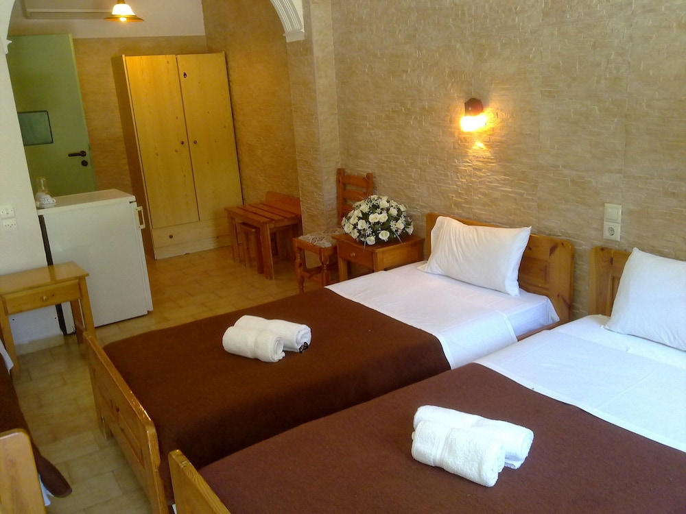 Standard Room - Photo 4