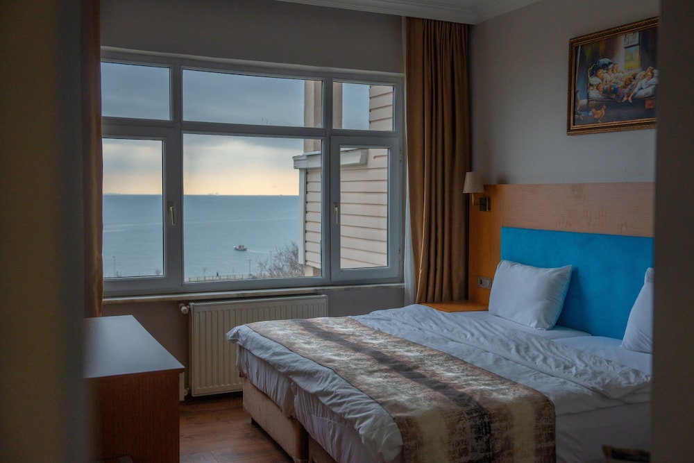 Double Room with Sea View, No Smoking photo 1
