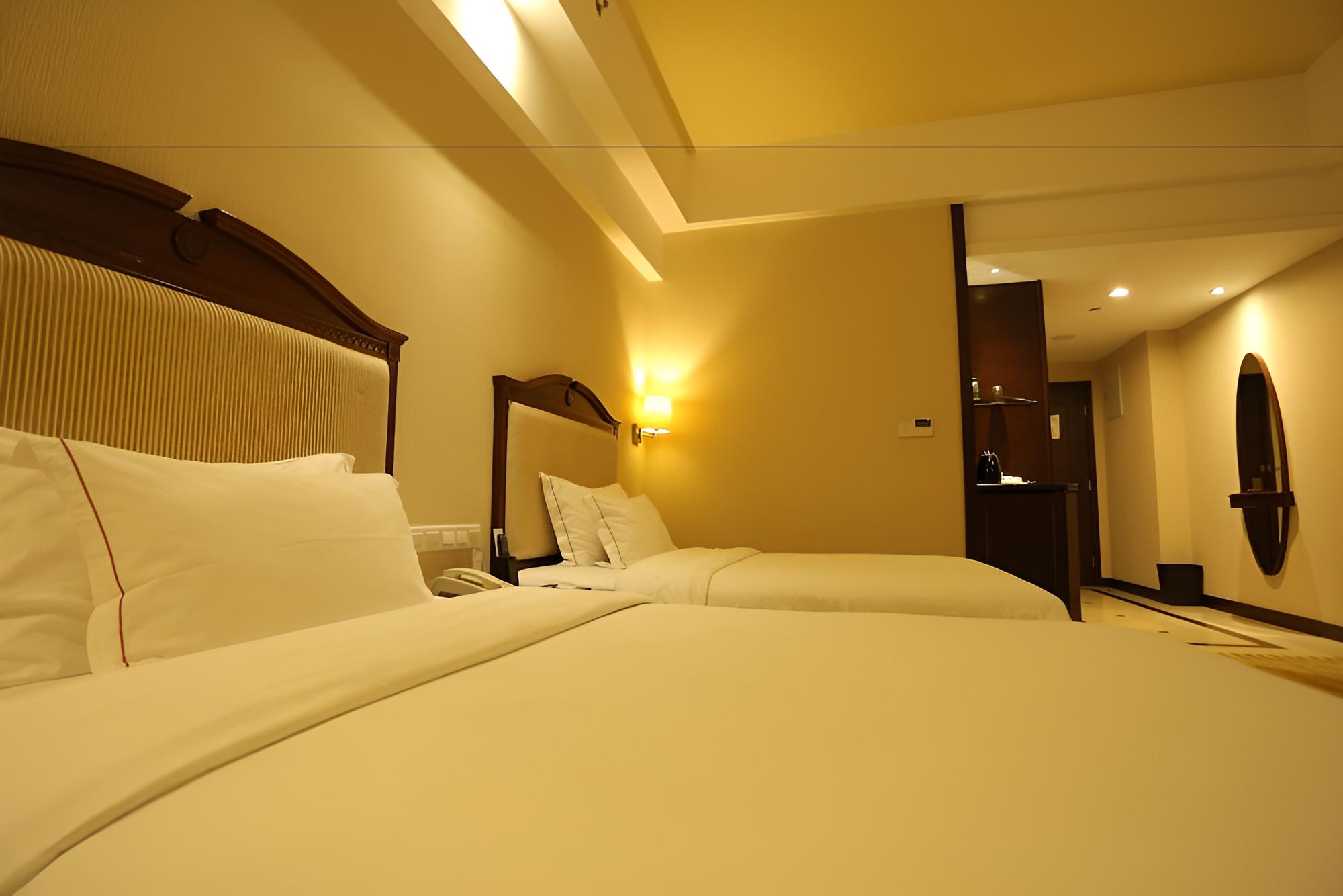 Deluxe Twin Room photo 2