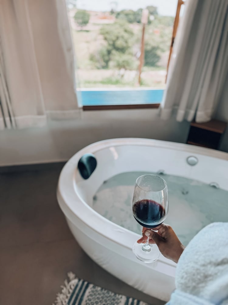 Superior Suite, Non Smoking, Hot Tub photo 1