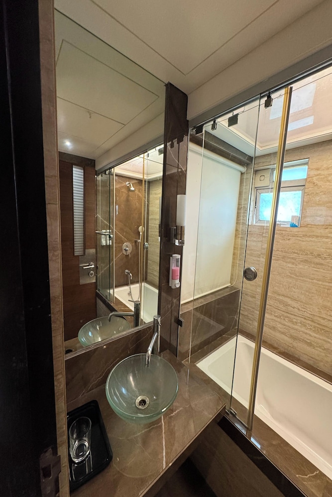 Signature Room photo 2