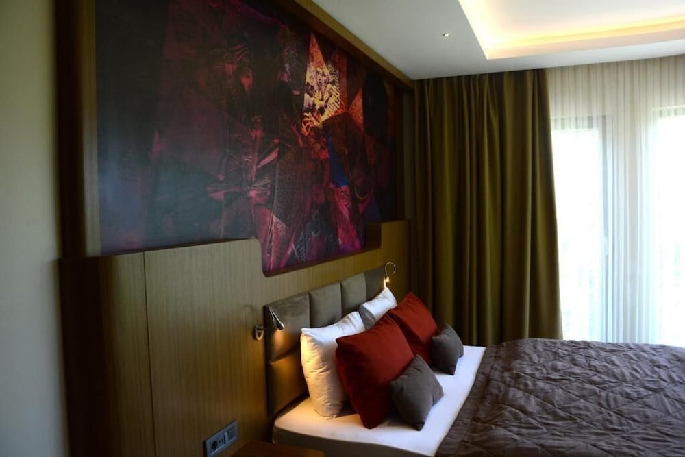 Deluxe Suite, 2 Bedrooms, Garden Area photo 1
