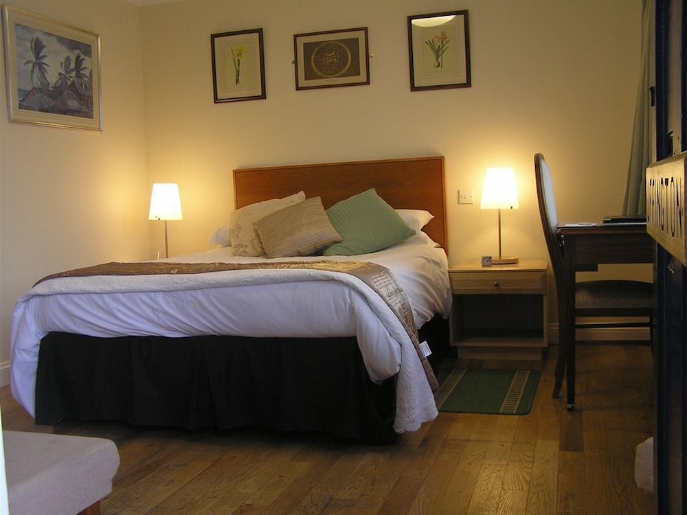 Standard Double Room - Photo 3