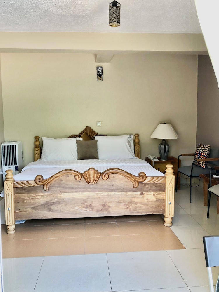 Executive Suite, Pool View, Ground Floor photo 3