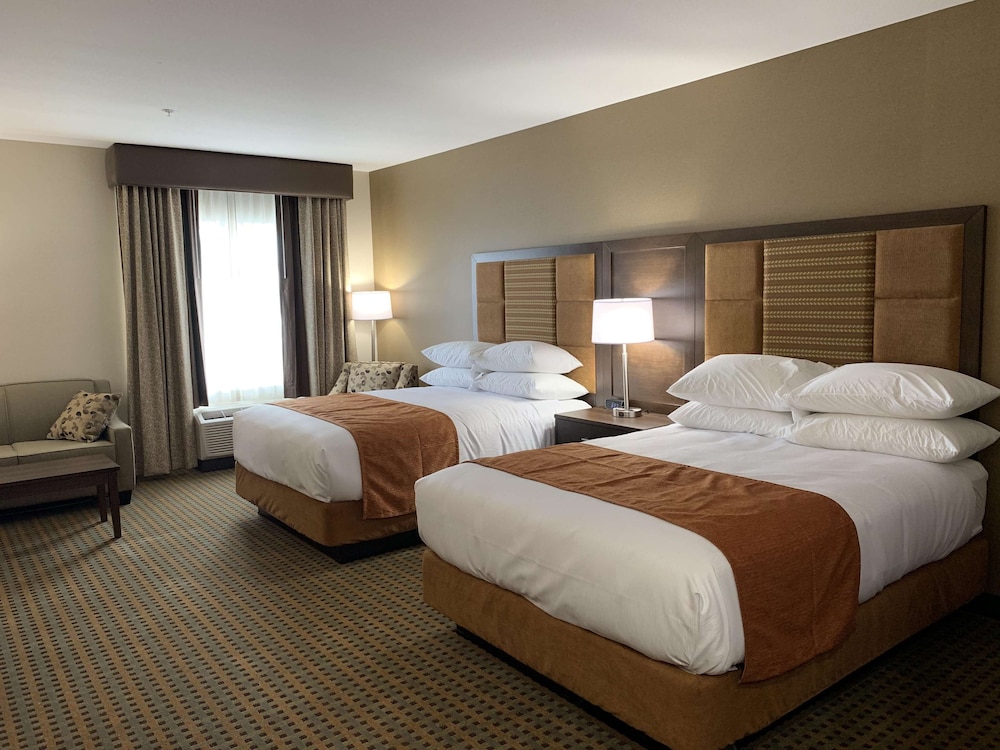 Standard Room, 2 Queen Beds, Non Smoking, Kitchenette