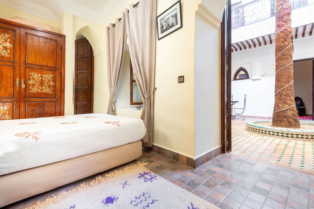 Standard Room - Photo 8