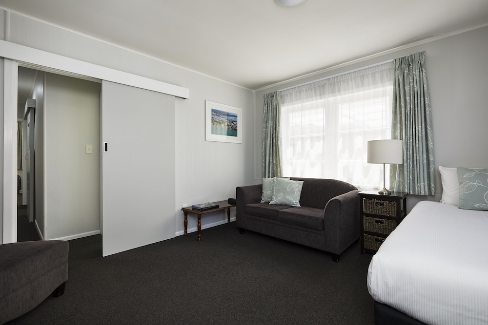 Standard 1 Bedroom photo 3
