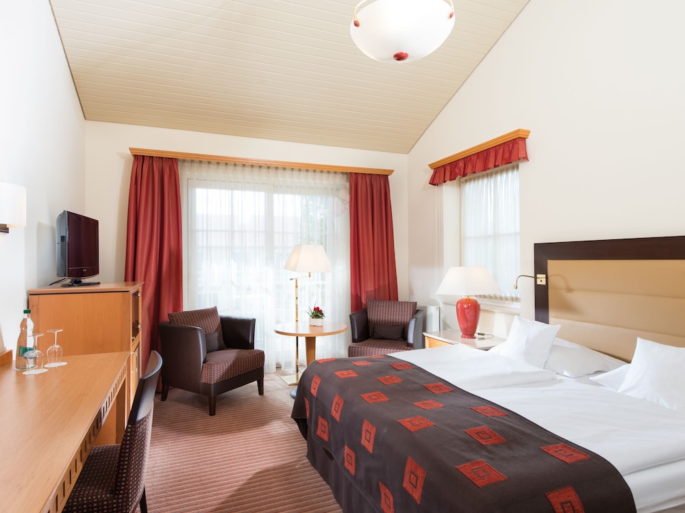 Double Room, 1 Queen Bed,  Country Side photo 2