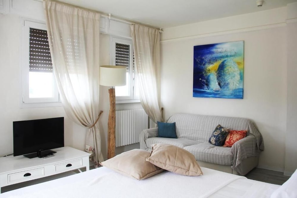 Suite photo 1
