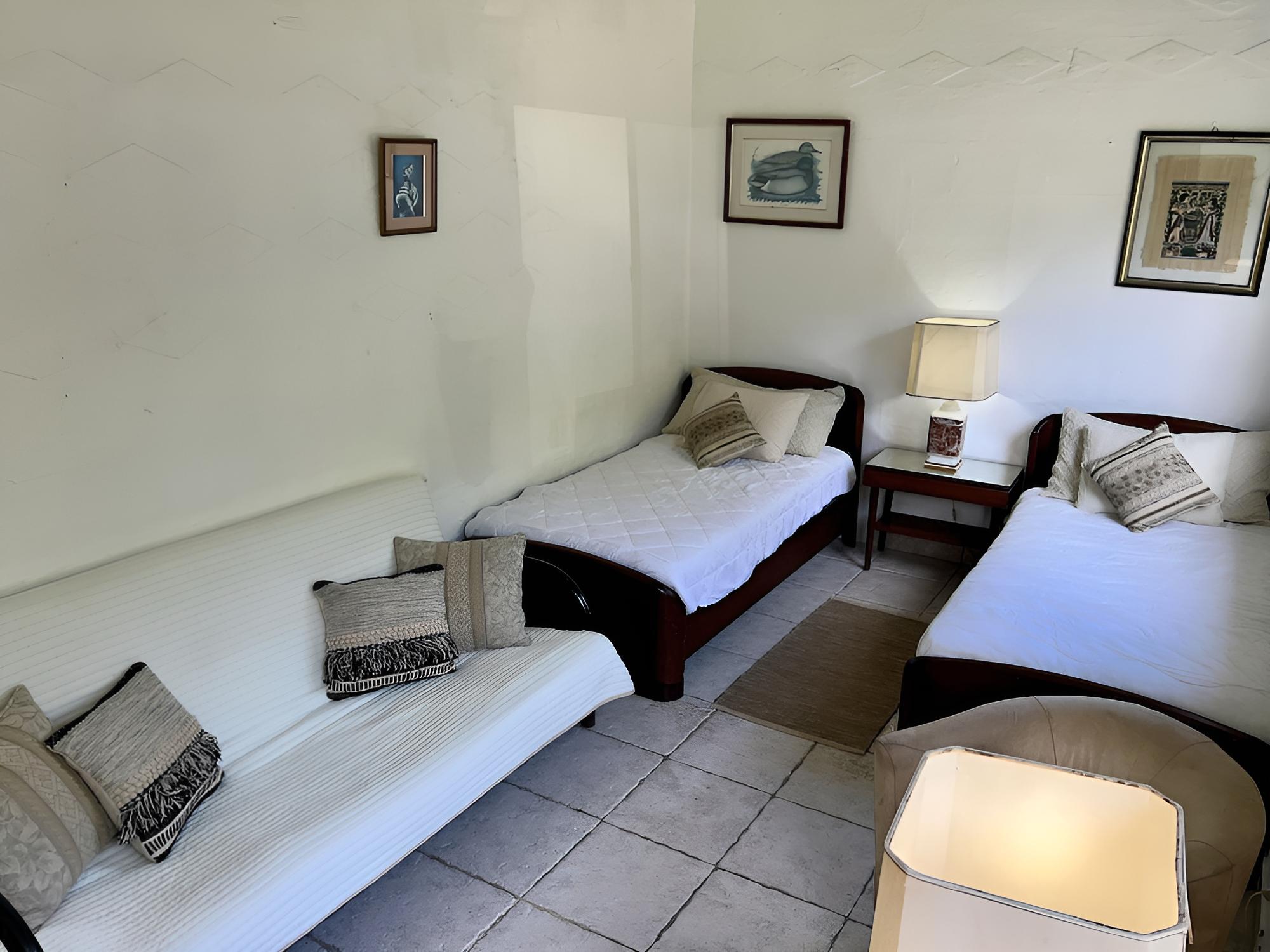 Comfort Room photo 2