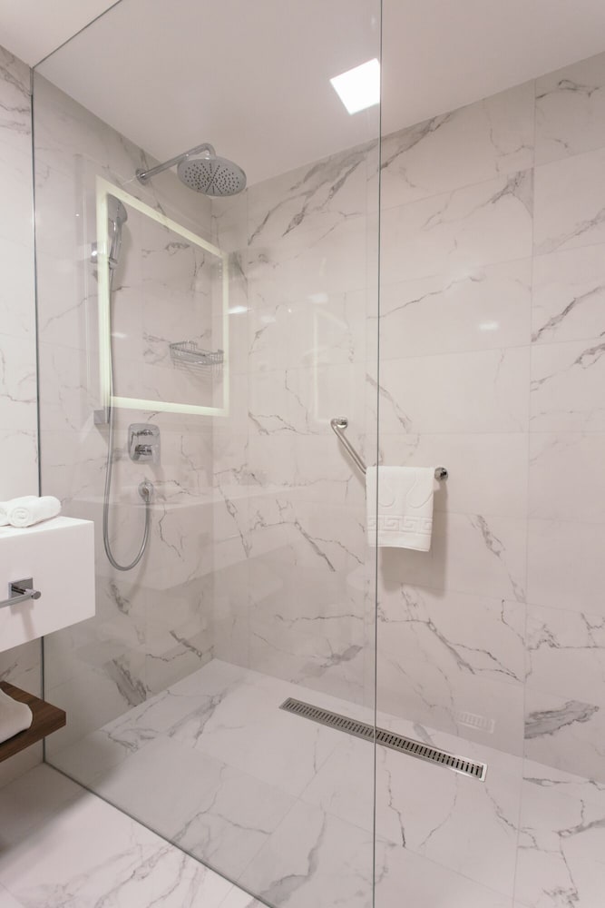 Junior Suite - Photo 7