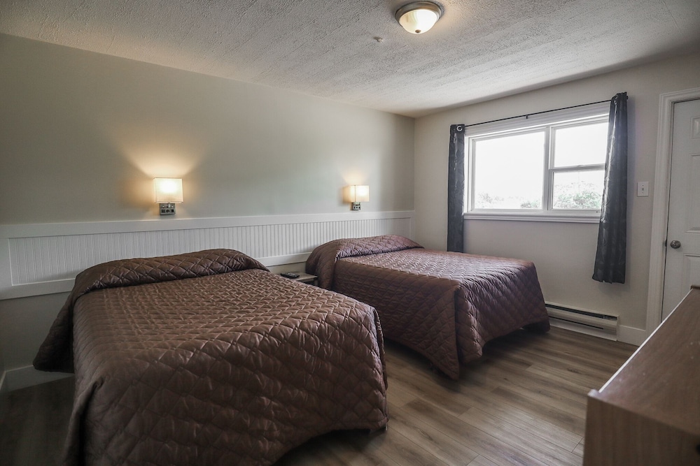 Quadruple Room, 2 Double Beds photo 2