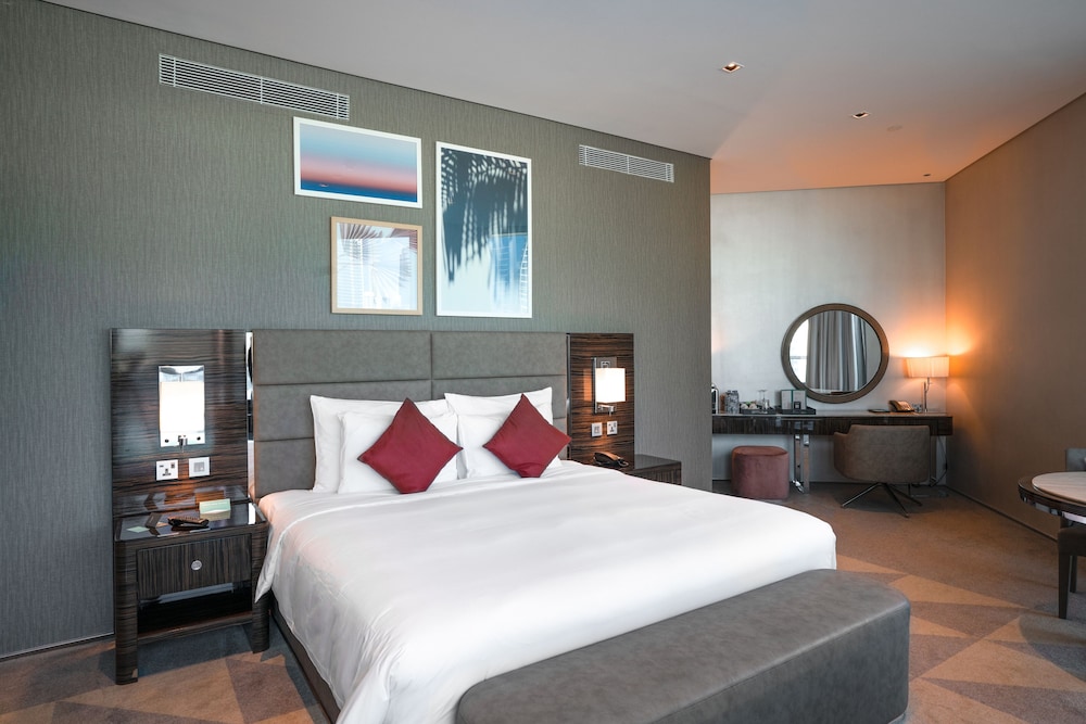 Studio Suite, Balcony, City View (Platinum Suite, Burj Khalifa View)