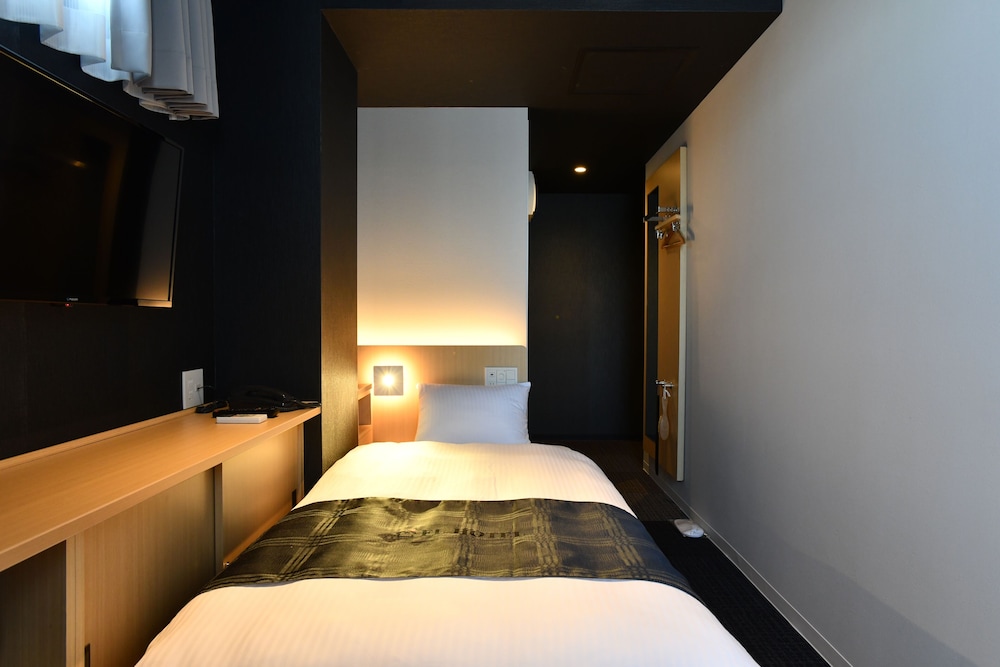 Economy Double Room photo 3