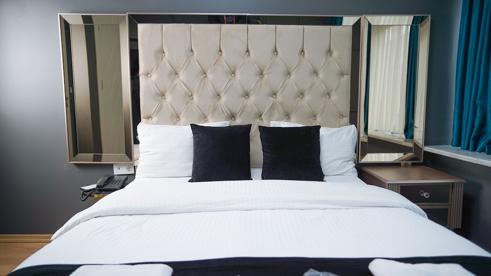 City Double Room photo 3