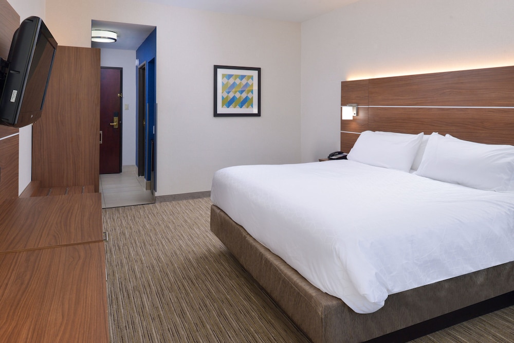 Standard Room, 1 King Bed, Accessible (Comm Access)