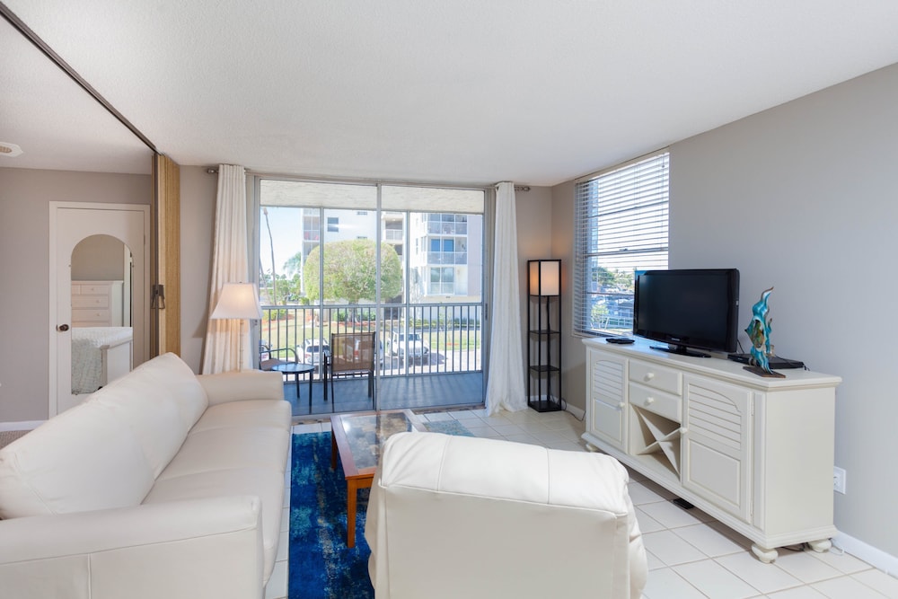 Condo, 1 Bedroom photo 1